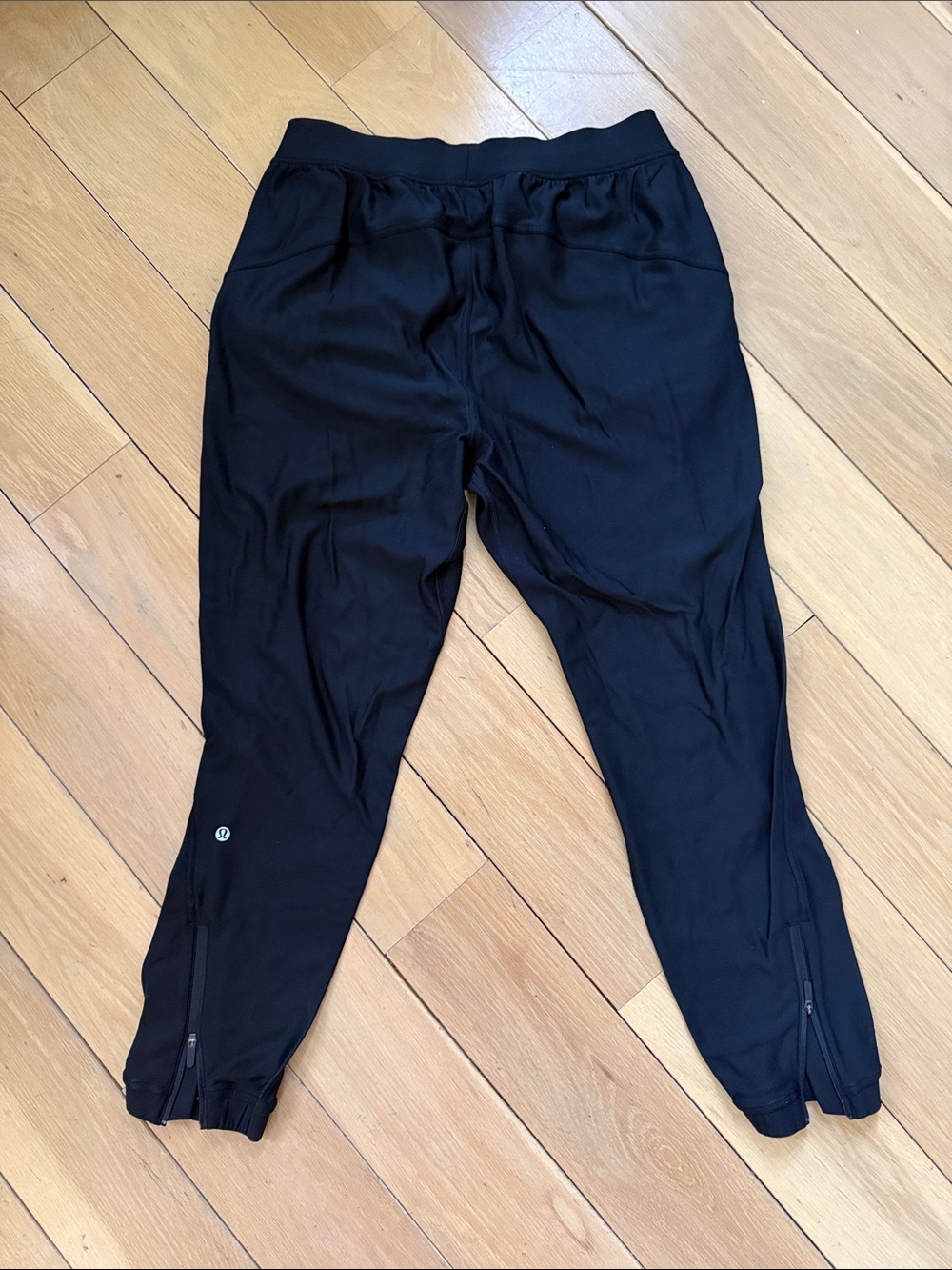Lululemon women fleece lined jogger pants